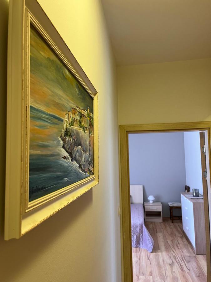 Summer Host Apartment Onegin Süzebolu Dış mekan fotoğraf